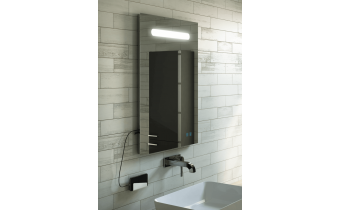 Дзеркало з LED підсвіткою у ванну Elita Lina 80, 80x70x2,9 см (166765)