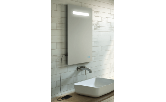 Дзеркало з LED підсвіткою у ванну Elita Lina 60, 60x80x2,9 см (166764)