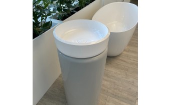 Окремостояча овальна ванна з мармуру Dremex Space 169,8x75x57,4 см, Gelcoat, білий матовий + сифон