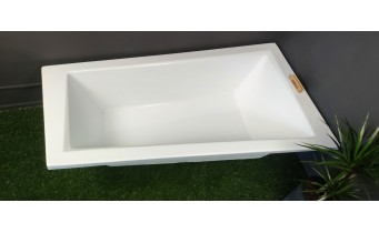 Ванна акрилова Besco Intima 150x85 R, асиметрична (WAIT-150-NP)