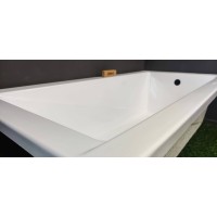 Ванна акрилова маленька Besco Modern / Модерн 120x70 см, пряма, класична, сучасна з  практичною формою, малого розміру (WAM-120-MO)
