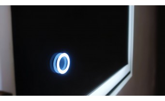 Прямокутне дзеркало з LED підсвіткою у ванну UWiS Cisily Z-650, 65х60x2,7 см, touch control