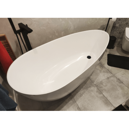 Окремостояча кам'яна ванна Besco Goya 142x62xs, чорно-біла з сифоном click / clack, чорний, верхнє очищення (WMD-140-GWB)