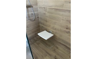 Сидіння для душу, крісло, стілець Besco Active, 32x37 см, складається, біле (SPA)