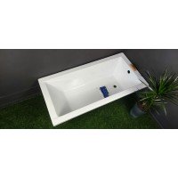 Ванна акрилова маленька Besco Modern / Модерн 120x70 см, пряма, класична, сучасна з  практичною формою, малого розміру (WAM-120-MO)