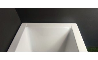 Ванна акрилова Besco Praktika 140x70 R, асиметрична + чорна панель (WAP-140-NP-BL)